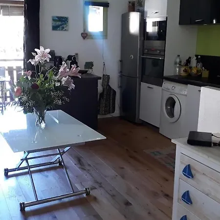 Tamaris Beau T2 Vue Piscine Terrasse Wifi Parking Apartment La Seyne-sur-Mer